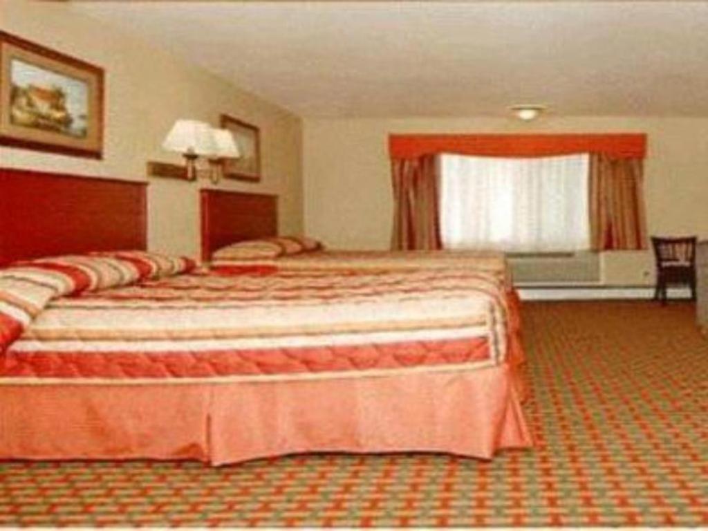 Travelodge By Wyndham Bay Shore Long Island المظهر الخارجي الصورة