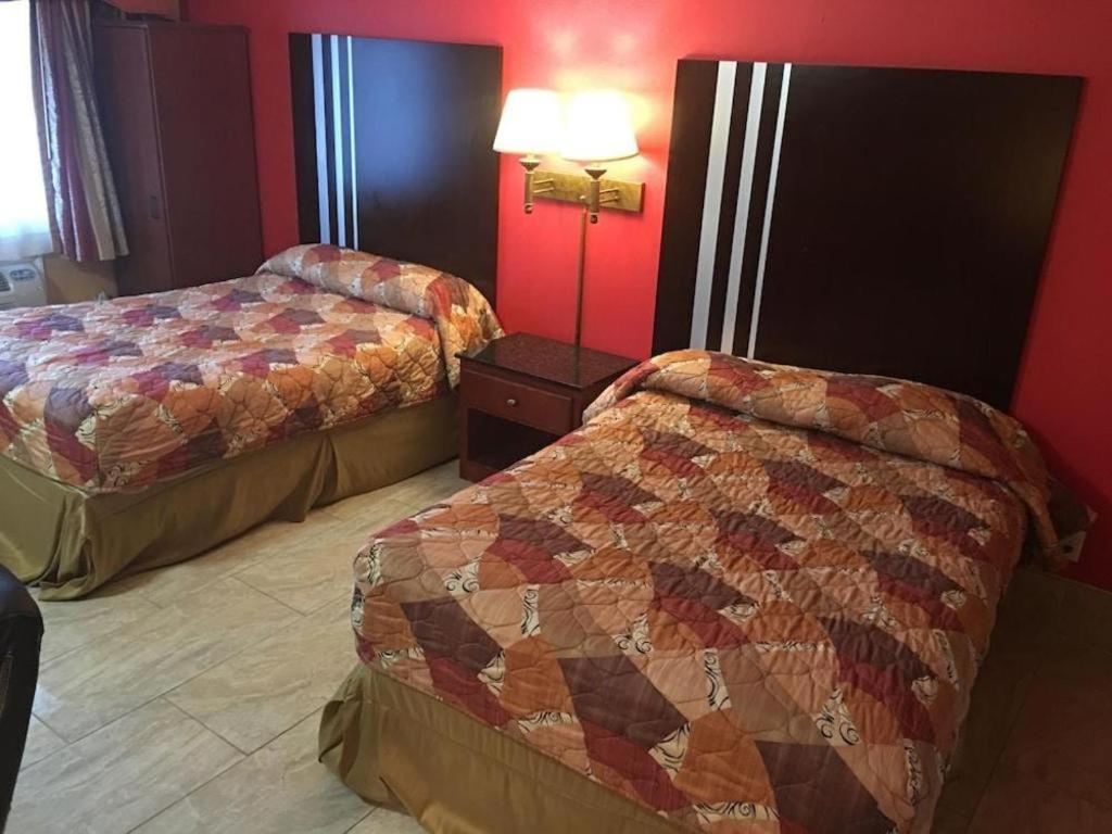 Travelodge By Wyndham Bay Shore Long Island المظهر الخارجي الصورة